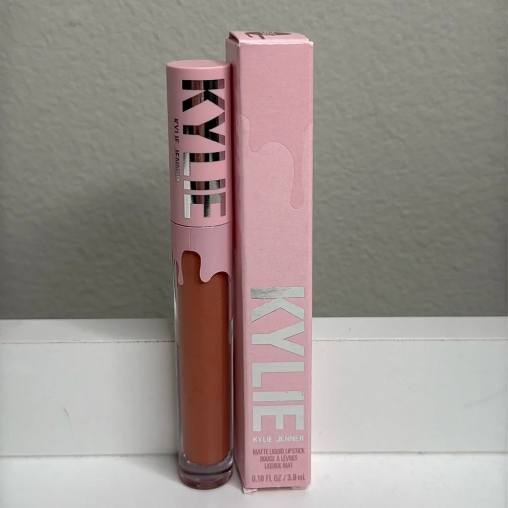 Kylie Cosmetics 707 Khlo$ (warm beige nude) Matte Liquid Lipstick NWT Full Size